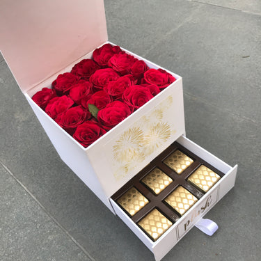 Nook Box With Chocolate Squares